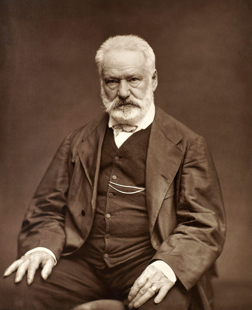 Victor Hugo yazar biyografisi