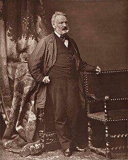 Victor Hugo Sefiller yazarı